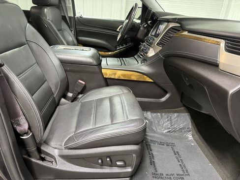 Used 2017 GMC Yukon XL Denali w/ Open Road Package AWD/4WD image 43
