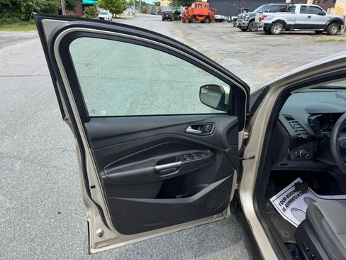 Used 2018 Ford Escape SE AWD/4WD image 13