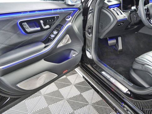 Used 2025 Mercedes-Benz S 63 AMG S image 8