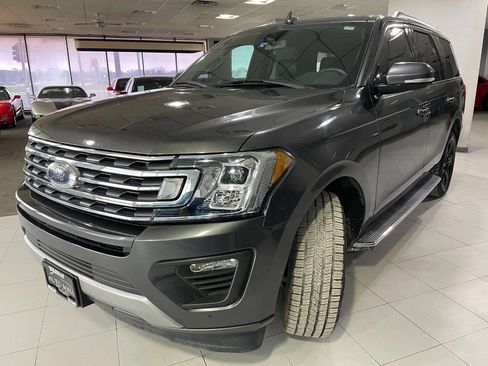 Used 2020 Ford Expedition XLT w/ Equipment Group 202A image 3