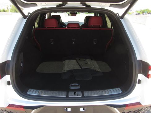 Used 2024 Genesis GV70 2.5T w/ Sport Prestige Package AWD/4WD image 13
