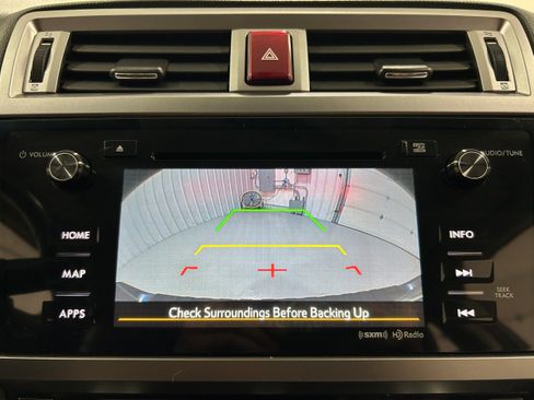 Used 2016 Subaru Outback 3.6R Limited AWD/4WD image 8