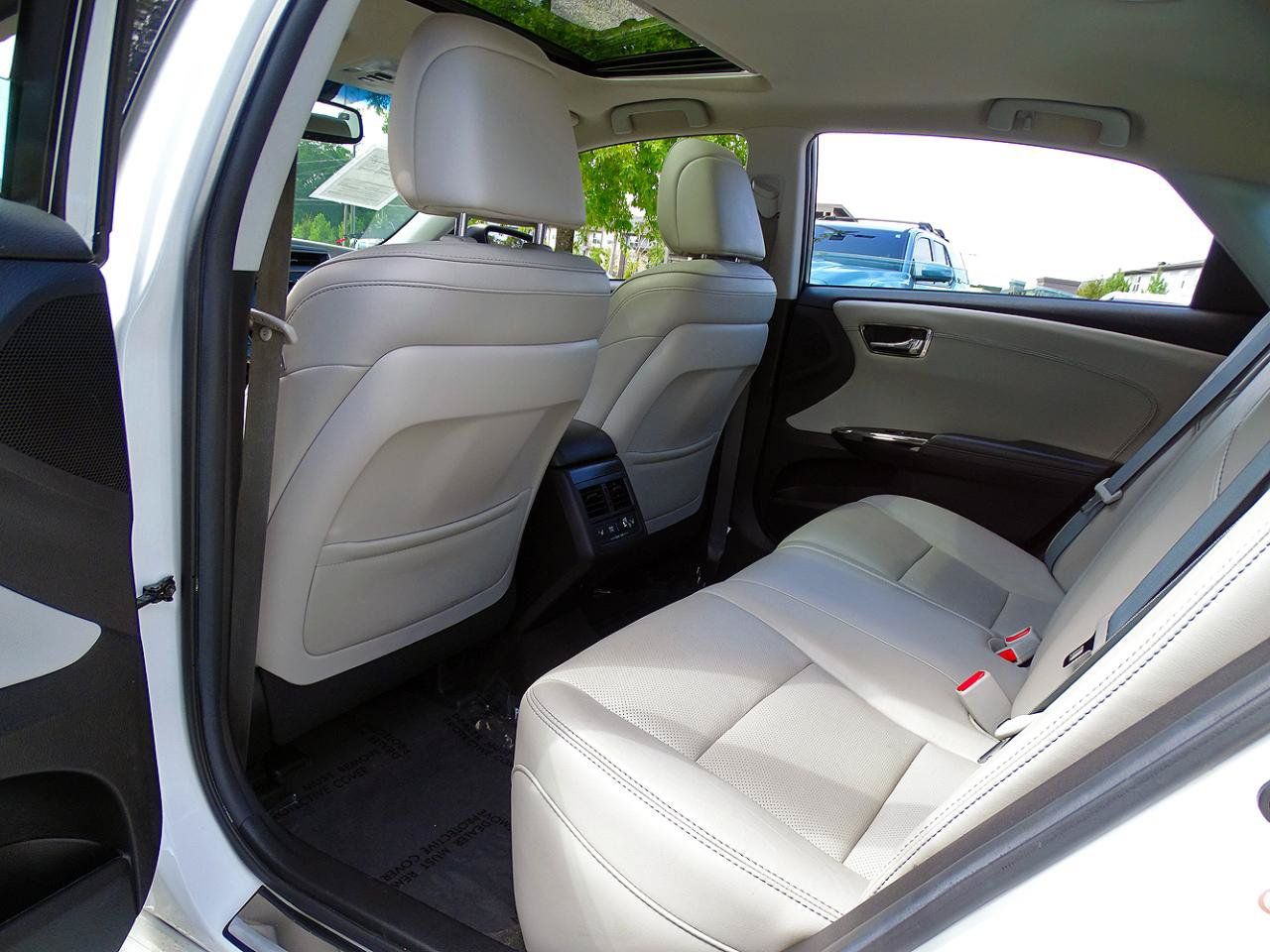 Used 2016 Toyota Avalon Limited w/ Protection Package FWD image 41