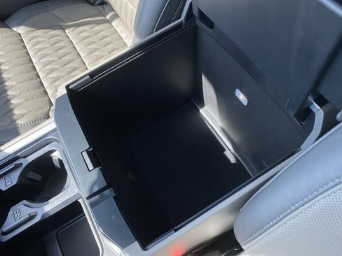 Used 2026 Ford F450 Platinum w/ Platinum Plus Package image 43