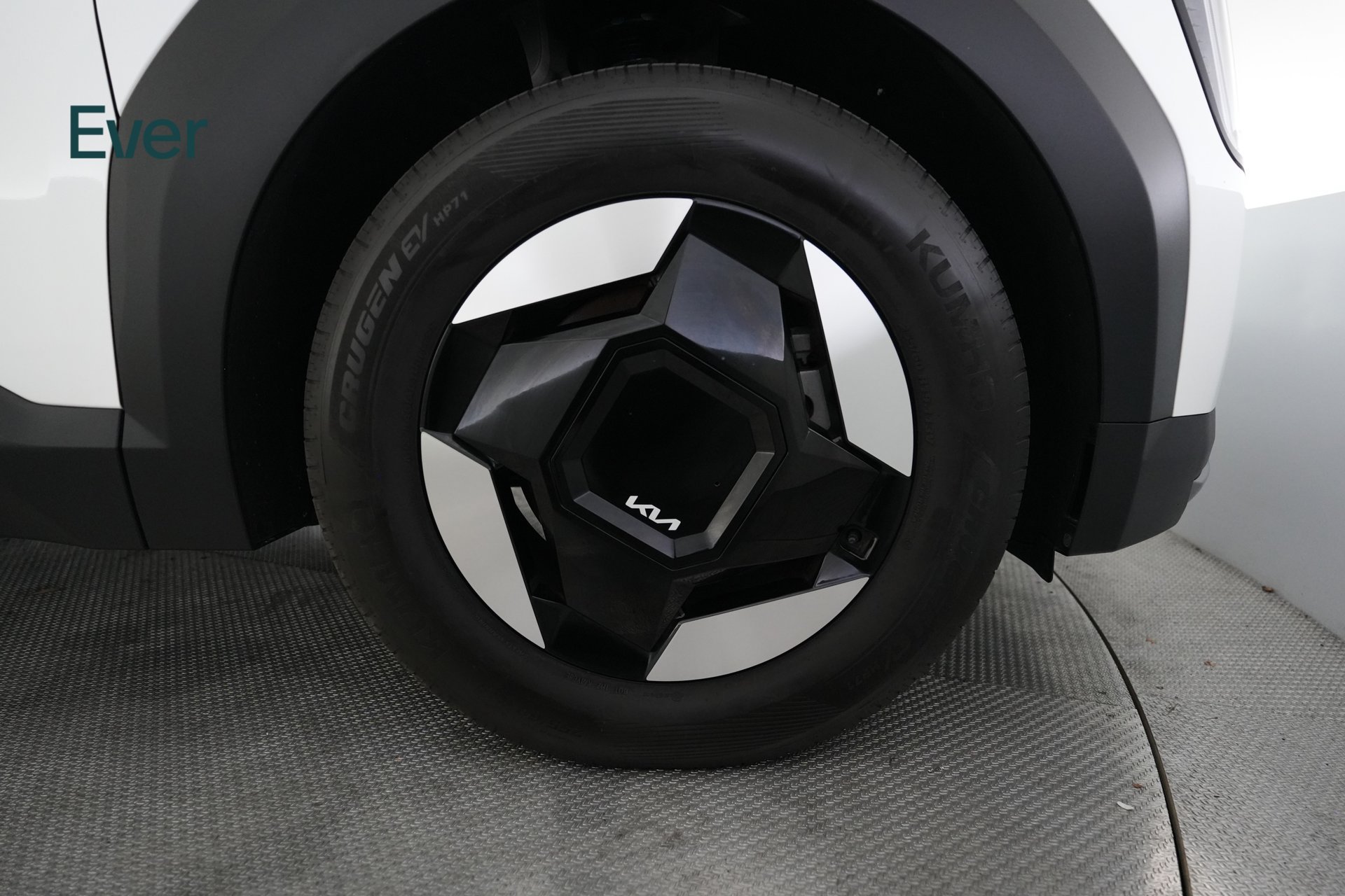 Used 2024 Kia EV9 Light Long Range RWD image 20