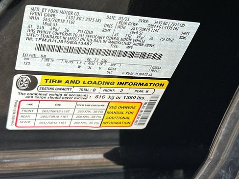 Used 2025 Ford Expedition Active AWD/4WD image 43