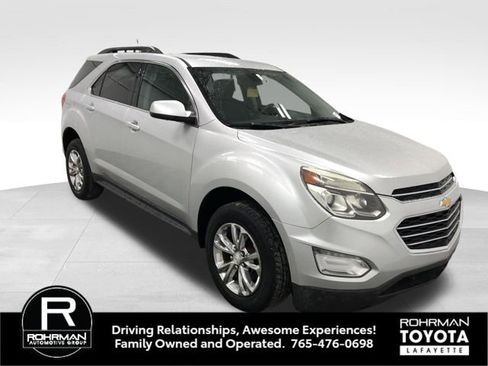 Used 2017 Chevrolet Equinox LT image 8