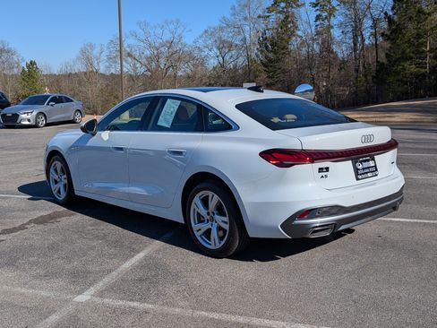 Used 2025 Audi A5 2.0T Premium w/ Convenience Package image 7
