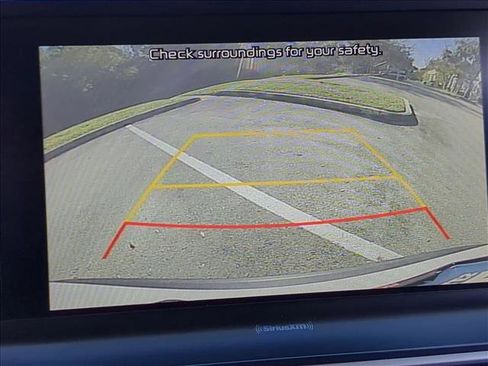 Used 2020 Kia Telluride LX image 13