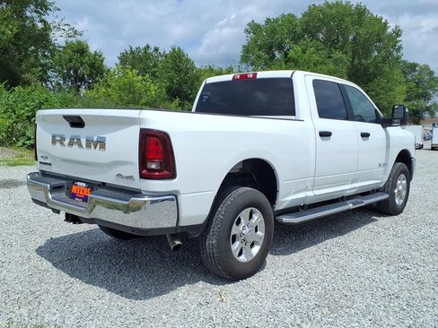 Used 2026 RAM 2500 Big Horn AWD/4WD image 8