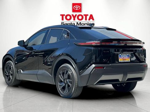 New 2026 Toyota C-HR AWD/4WD image 5