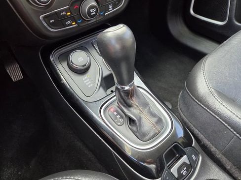 Used 2019 Jeep Compass Limited AWD/4WD image 29