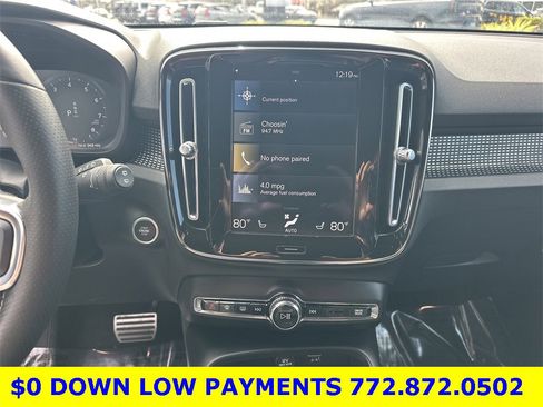 Used 2021 Volvo XC40 T5 R-Design w/ Protection Package Premier image 20