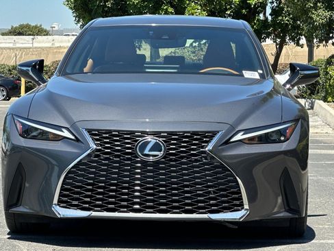 Used 2021 Lexus IS 300 w/ Comfort Package RWD image 5