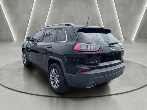 Used 2019 Jeep Cherokee Latitude Plus AWD/4WD image 5