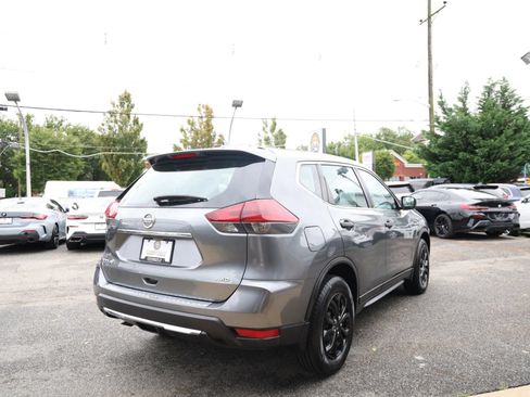 Used 2018 Nissan Rogue S AWD/4WD image 7