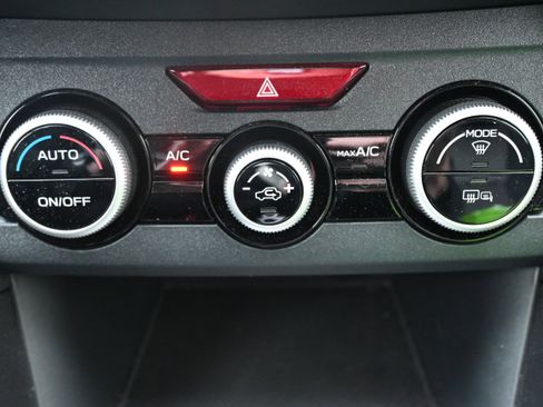 Used 2023 Subaru Crosstrek 2.0i Premium w/ Popular Package #3 image 27