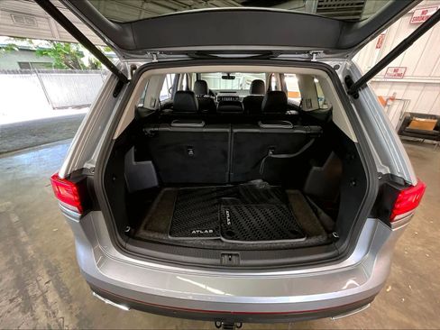 Used 2023 Volkswagen Atlas SE AWD/4WD image 29