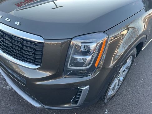 Certified 2022 Kia Telluride EX w/ EX Premium Package image 30