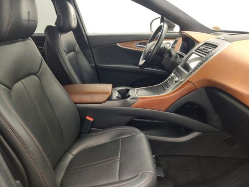 Used 2017 Lincoln MKX Black Label w/ Driver Assistance Package FWD image 21
