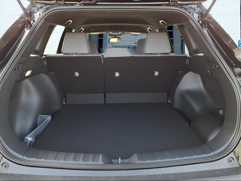 Used 2026 Toyota Corolla Cross S image 5