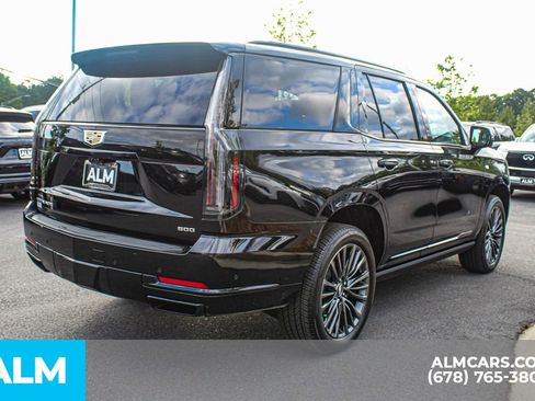 Used 2026 Cadillac Escalade Platinum Sport w/ LPO, Floor Liner Package AWD/4WD image 6