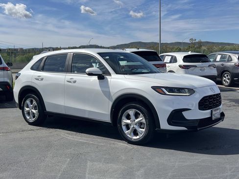 Used 2024 Honda HR-V LX image 25