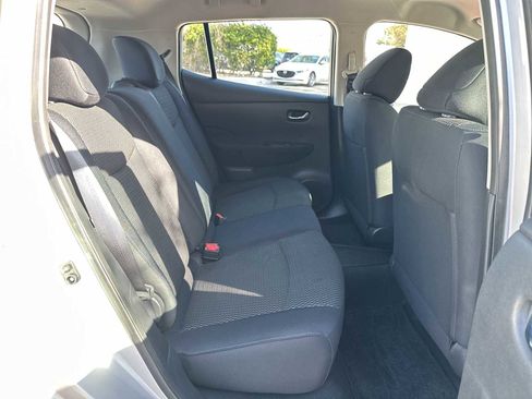 Used 2016 Nissan Leaf S w/ Charger Package image 18