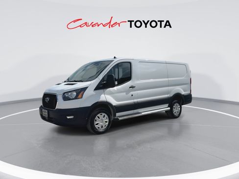Used 2025 Ford Transit 250 Low Roof w/ Exterior Upgrade Package RWD image 4