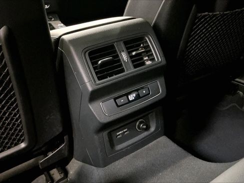 Used 2023 Audi Q5 2.0T Premium w/ Convenience Package image 35