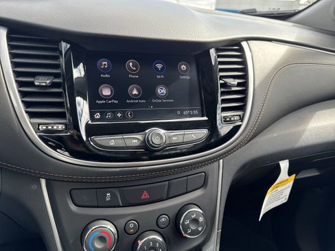 Used 2022 Chevrolet Trax LS w/ Tint and Cruise Package image 14