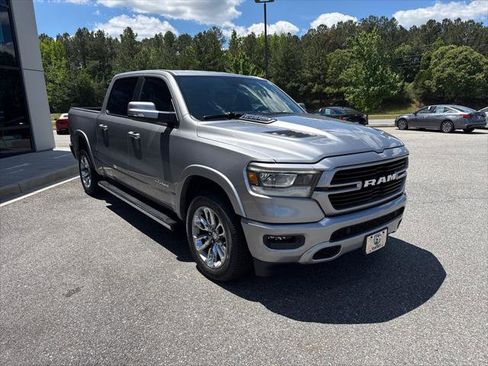 Used 2022 RAM 1500 Laramie w/ Sport Appearance Package AWD/4WD image 6