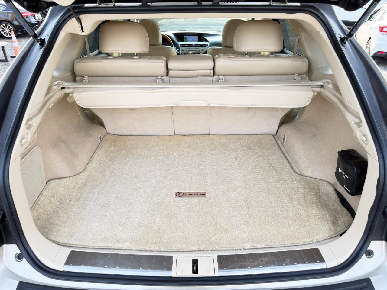Used 2012 Lexus RX 450h AWD w/ Premium Pkg image 38