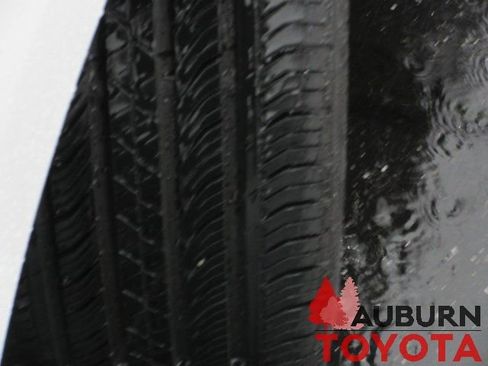 Certified 2025 Toyota Camry SE w/ Convenience Package image 5