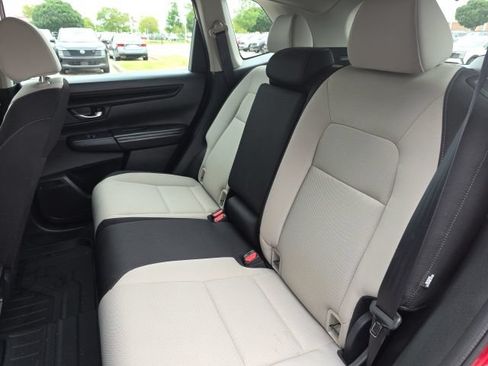 Used 2023 Honda CR-V LX image 6