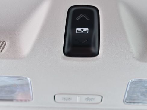 Used 2025 Ford Maverick Lobo AWD/4WD image 33
