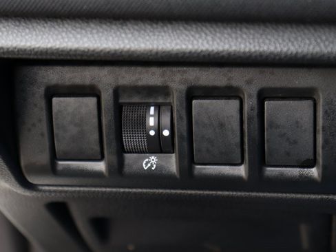 Used 2023 Subaru Outback Premium image 22