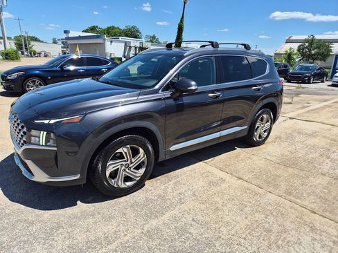 Used 2021 Hyundai Santa Fe SEL w/ Convenience + Premium Package FWD image 4