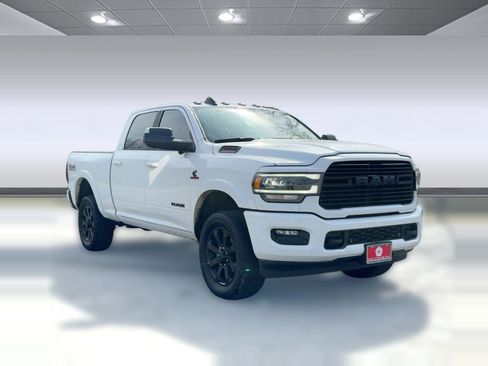 Used 2021 RAM 2500 Laramie w/ Night Edition image 7
