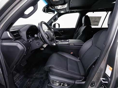 New 2026 Lexus LX 600 4WD w/ Premium Package image 4