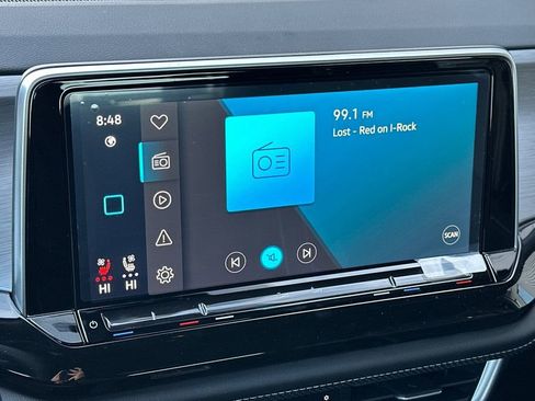 Used 2024 Volkswagen Atlas Cross Sport SE image 19