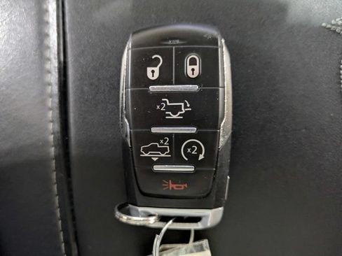 Used 2022 RAM 1500 Limited w/ Body Color Bumper Group AWD/4WD image 31