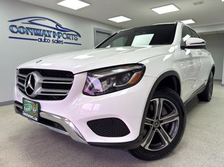 Used 2019 Mercedes-Benz GLC 300 4MATIC w/ Premium Package image 1