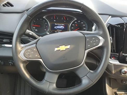 Used 2023 Chevrolet Traverse LT w/ LT Premium Package AWD/4WD image 28