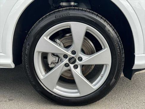 New 2025 Audi Q5 Premium Plus image 9