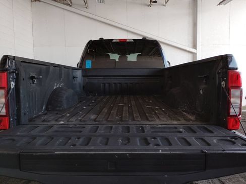 Used 2021 Ford F250 XLT w/ XLT Value Package AWD/4WD image 16