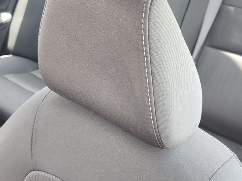 Used 2025 Nissan Altima 2.5 SV FWD image 15