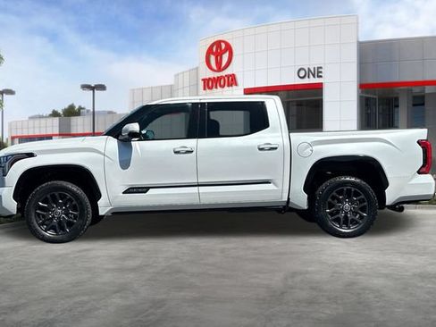 Used 2023 Toyota Tundra Platinum AWD/4WD image 8