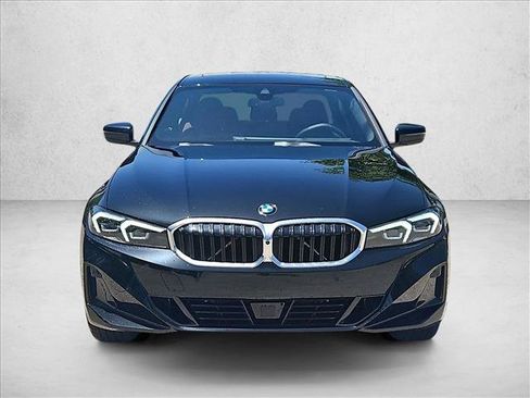 Used 2026 BMW 330i xDrive Sedan w/ Premium Package AWD/4WD image 5