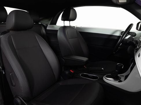 Used 2019 Volkswagen Beetle 2.0T SE w/ SE Premium Package FWD image 21